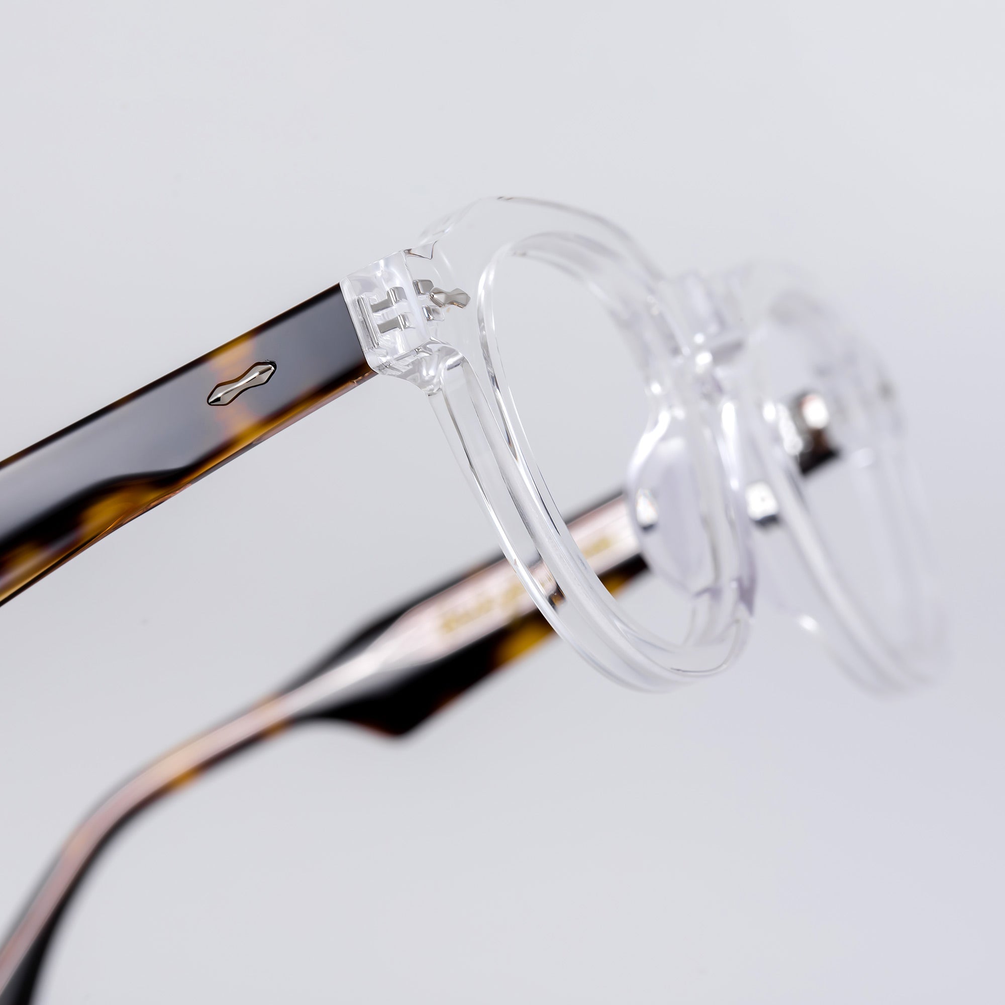 Donahugh-eyeglasses-trans