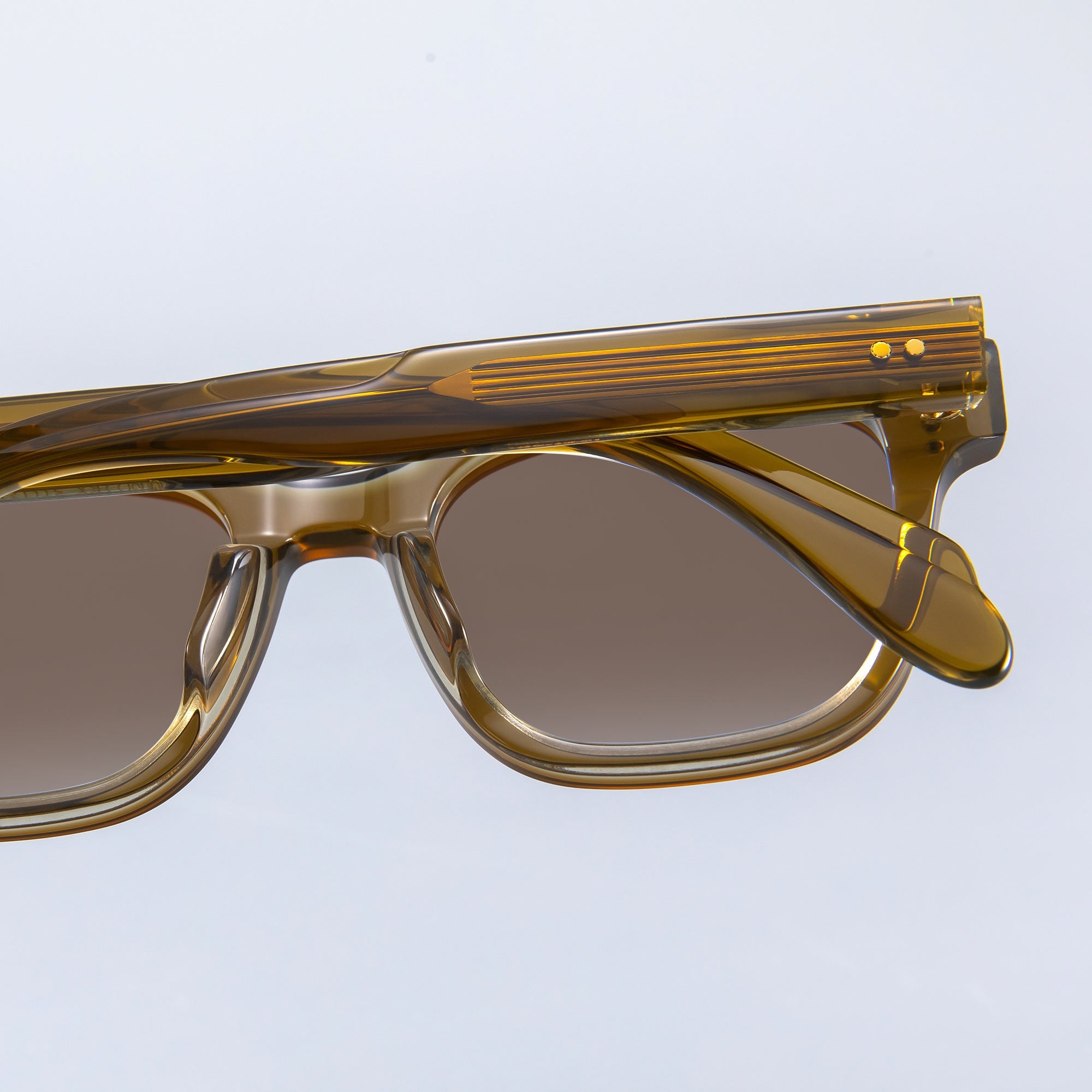 Donahugh-sunglasses-Oliver