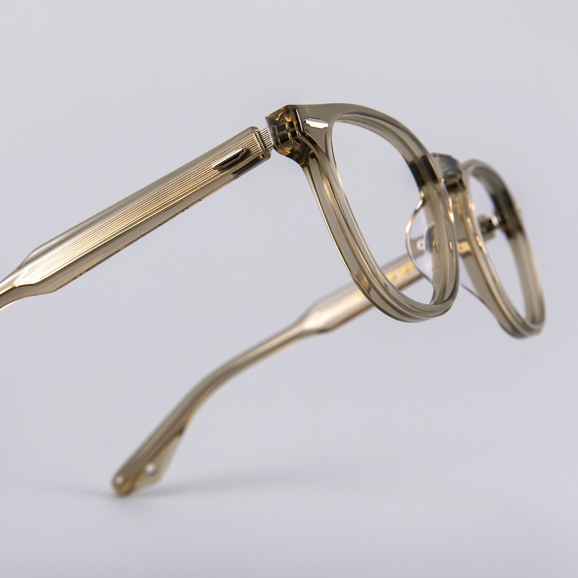 Donahugh-eyeglasses-transbrown