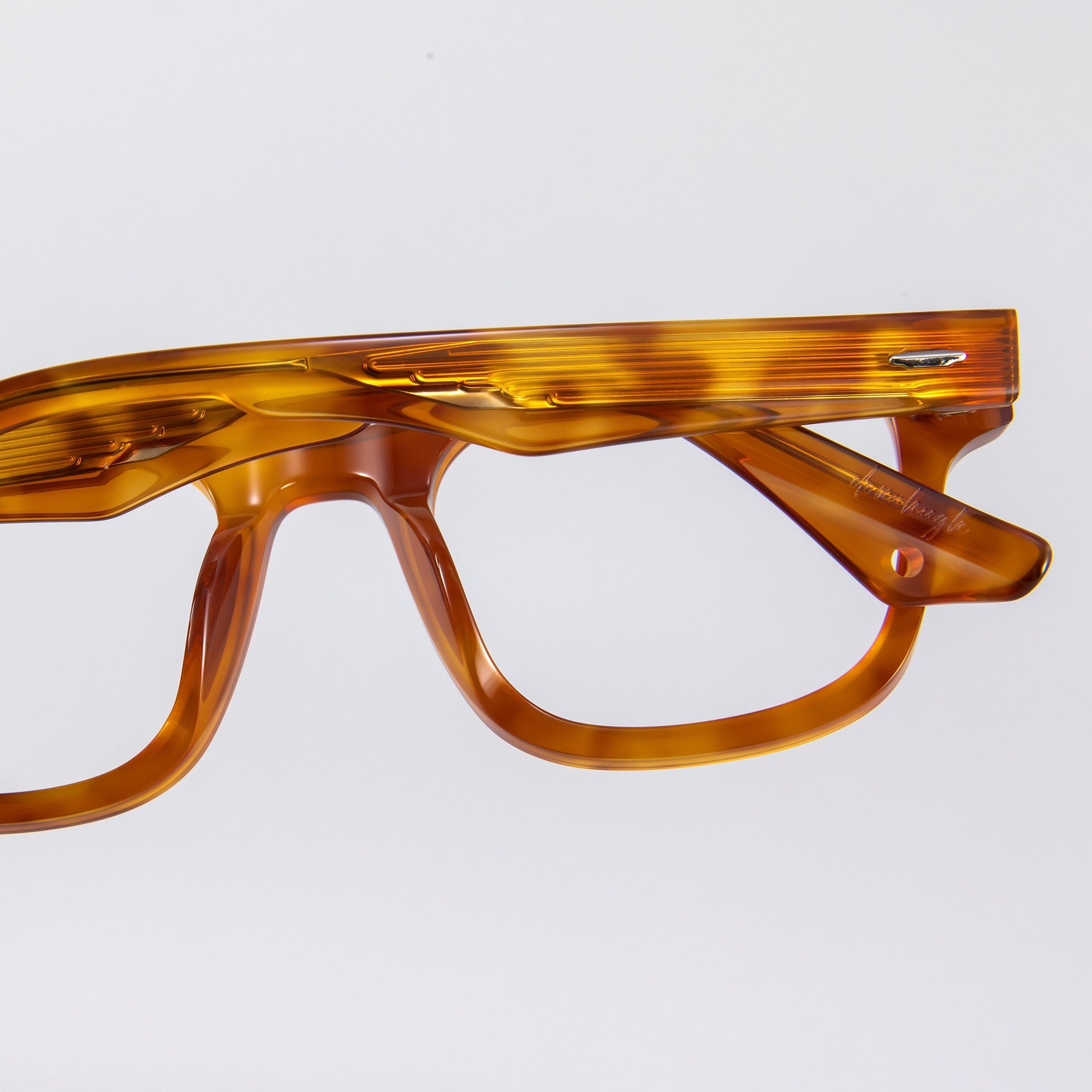 Donahugh-eyeglasses-tortoise